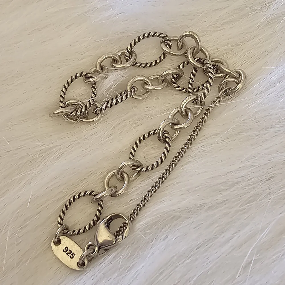 James Avery Oval Twist Charm Bracelet Medium - Picture 5 of 7